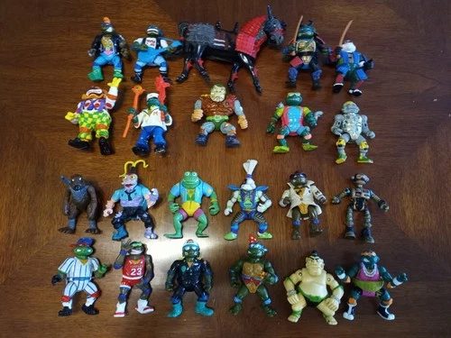 Teenage mutant ninja turtles. Lot Of 22 Vintage TMNT Figures