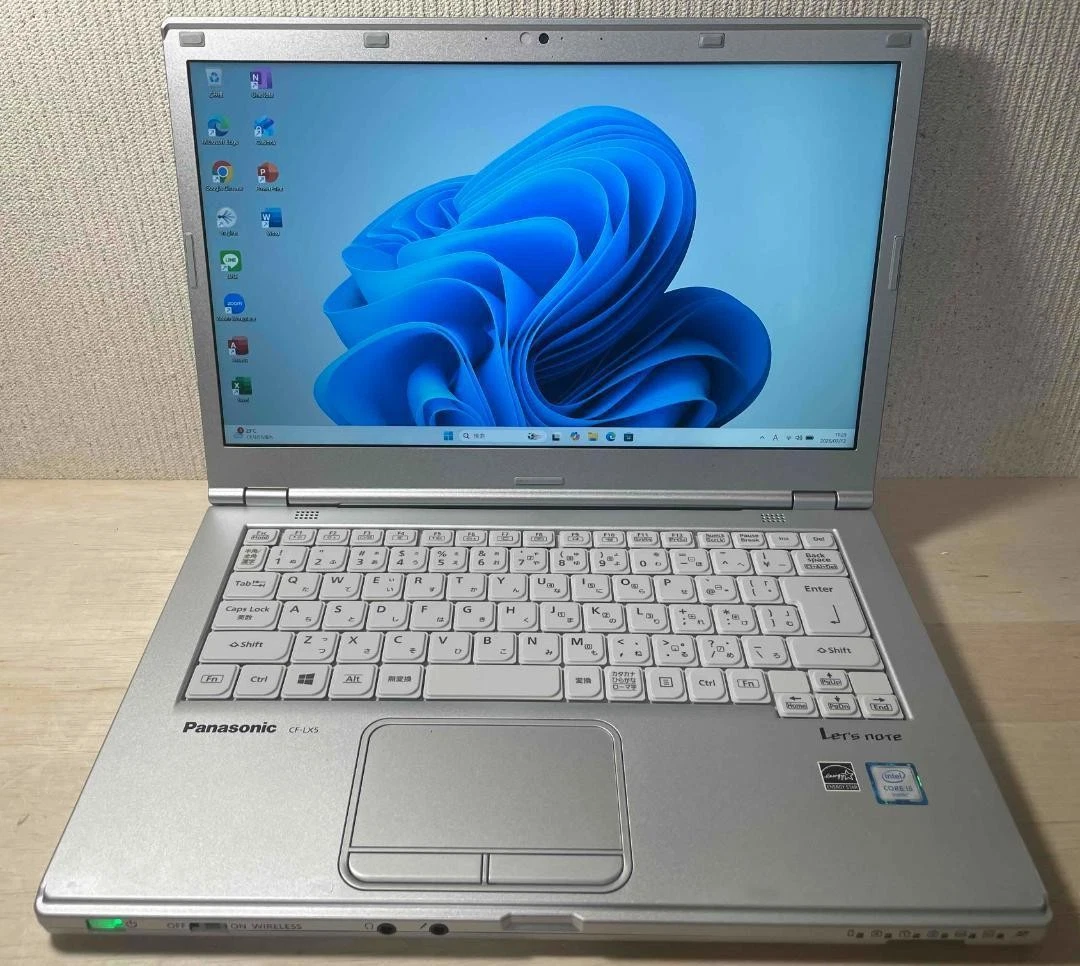 Fujitsu 8 GB RAM PC Laptops & Netbooks 256 GB SSD Capacity for