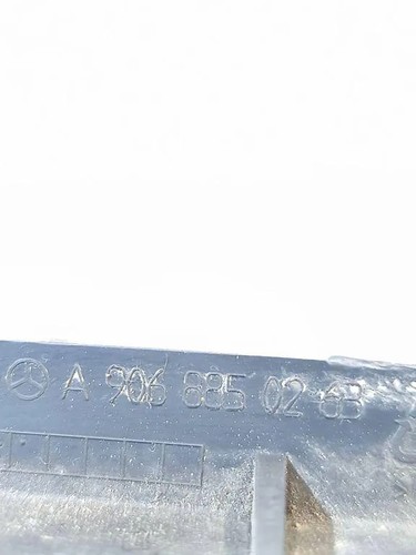 VW CRAFTER Furgon SY Stoßstangenhalter vorne rechts A9068850263 2.50 33267620