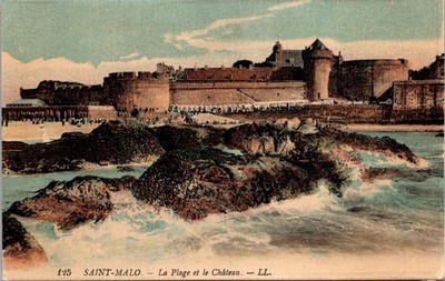Saint Molo La Plage Et Le Chateau Divided Back Postcard