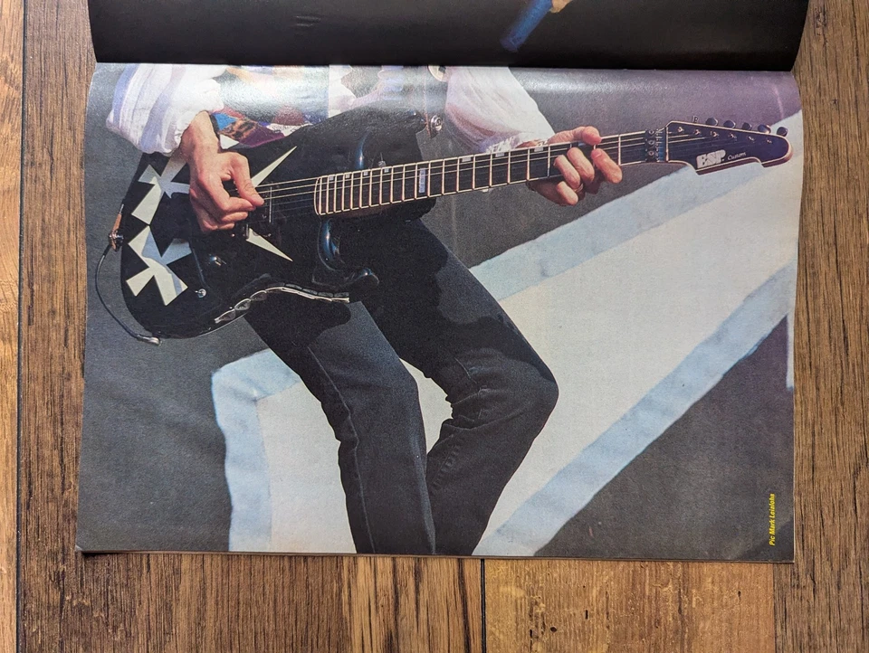 Kerrang! 373 Motley Crue, Savatage, Lita Ford, Aeromith, Wolfsbane, 4 Posters - Image 4 of 4