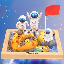 2026 Miniature Astronaut DIY Toys, Astronaut Theme Statues Desktop Decorations