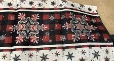 70in 100 Polyester Winter Snowflakes Table Runner BB01B23017