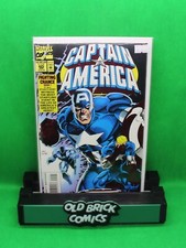 Captain America #425 Embossed Foil Variant VF...