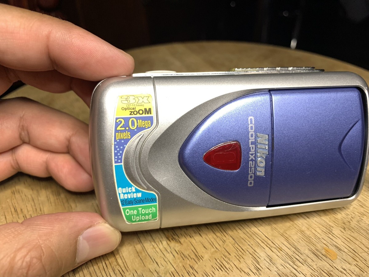Nikon COOLPIX 2500動作確認済み Nikon Coolpix 2500 2.0 MP Compact Camera Digicam Working TESTED