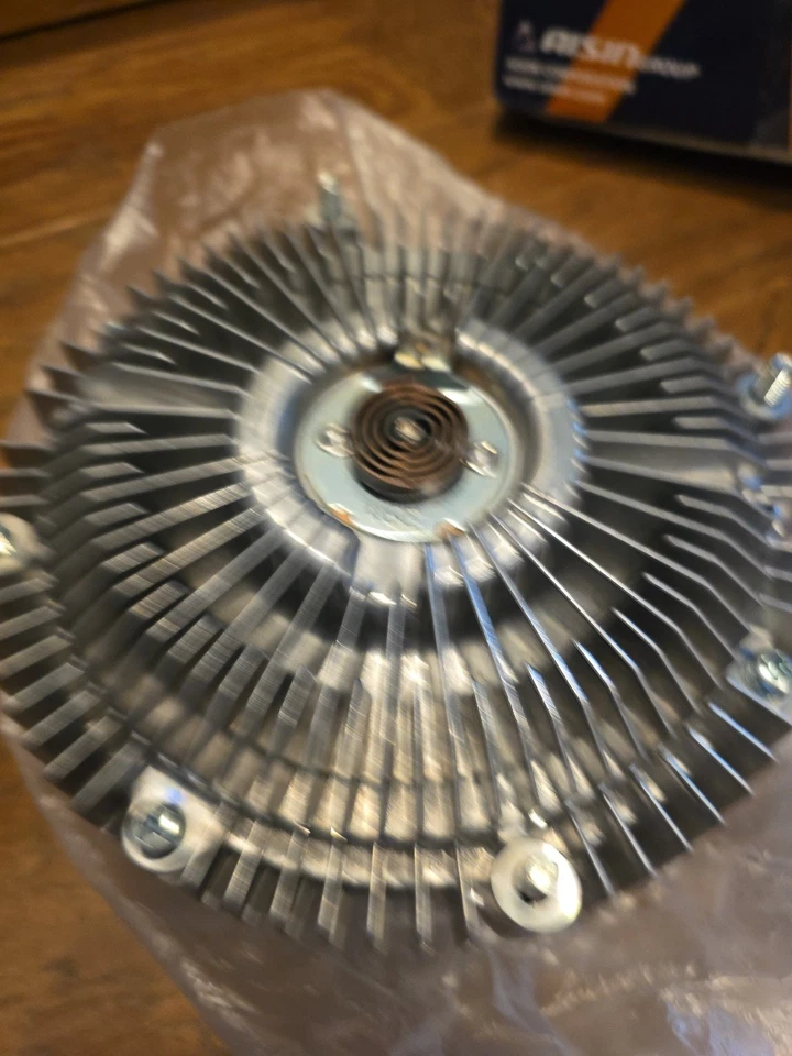 Embreagem do ventilador de refrigeração do motor FCT-087 - Compatível com Lexus LX570 Toyota selecionado  - Imagem 3 de 4