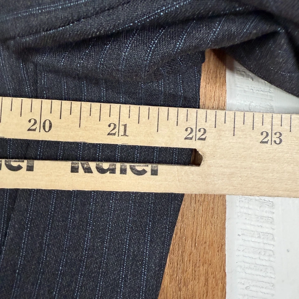 Carlo Palazzi Suit Mens 40R Gray Pinstripe 3 Button Super 100s Wool Italy NWOT - Image 3 of 4