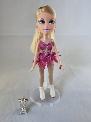 Bratz Cloe Play Sportz 7th Edition Ice Skating 2007 Doll Puppe MGA