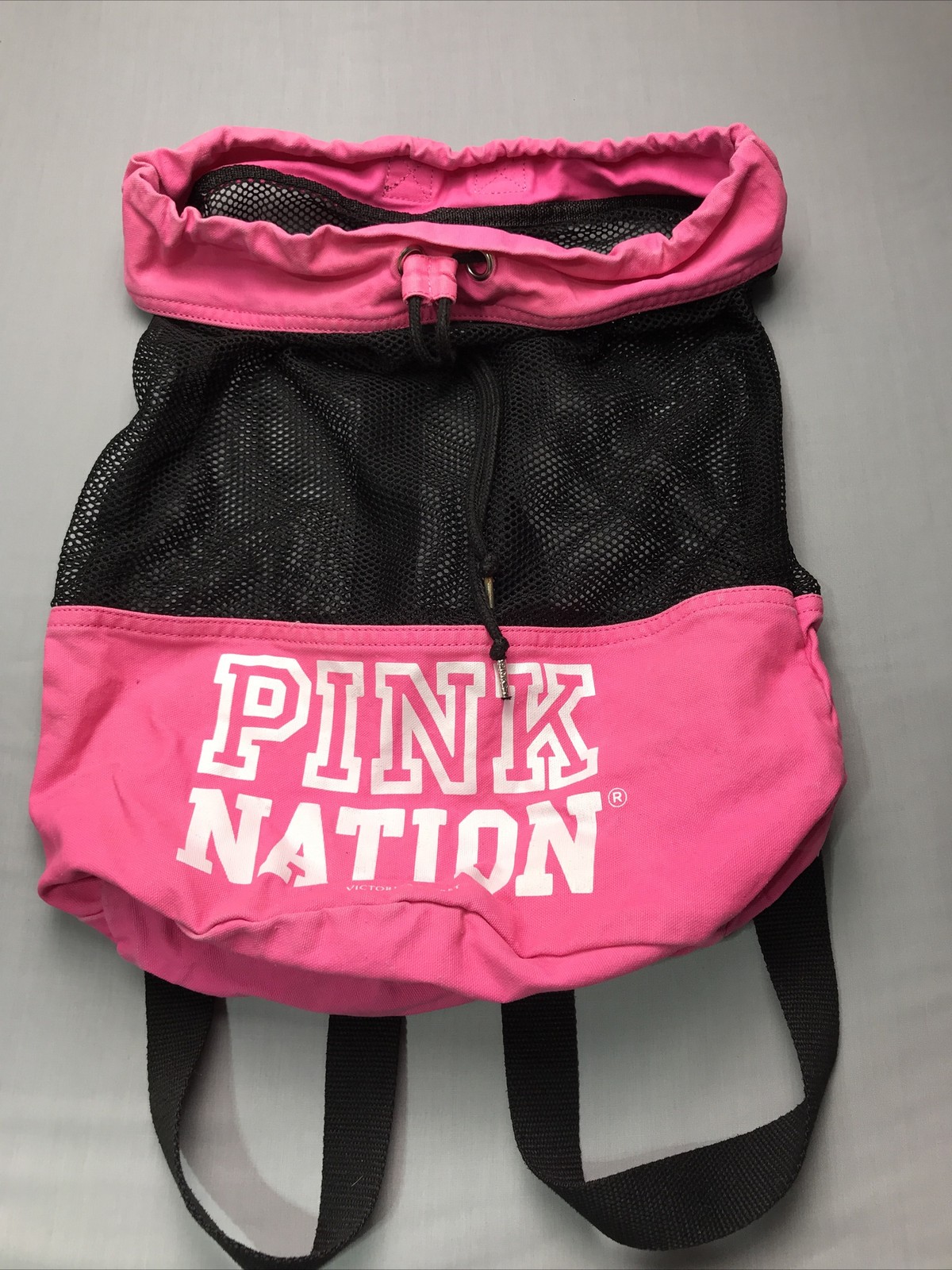 PINK  College Mobile Laundry Bag VICTORIA’S SECRET Mesh Backpack 18 In X 13 Inch