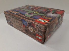 NISB LEGO Harry Potter 4719 "Quality Quidditch Supplies" 2003