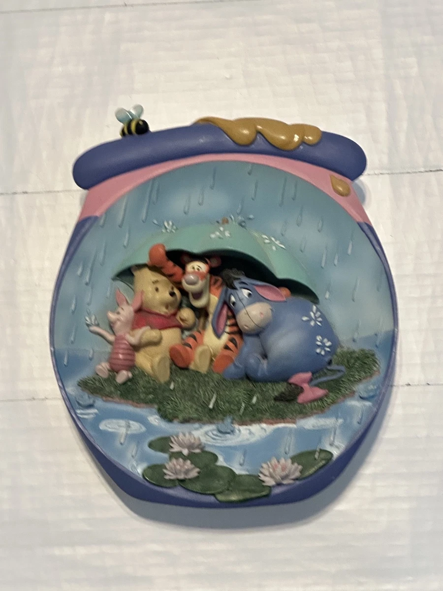 Winnie The Pooh Plates In Bradford Exchange Collector Plates for