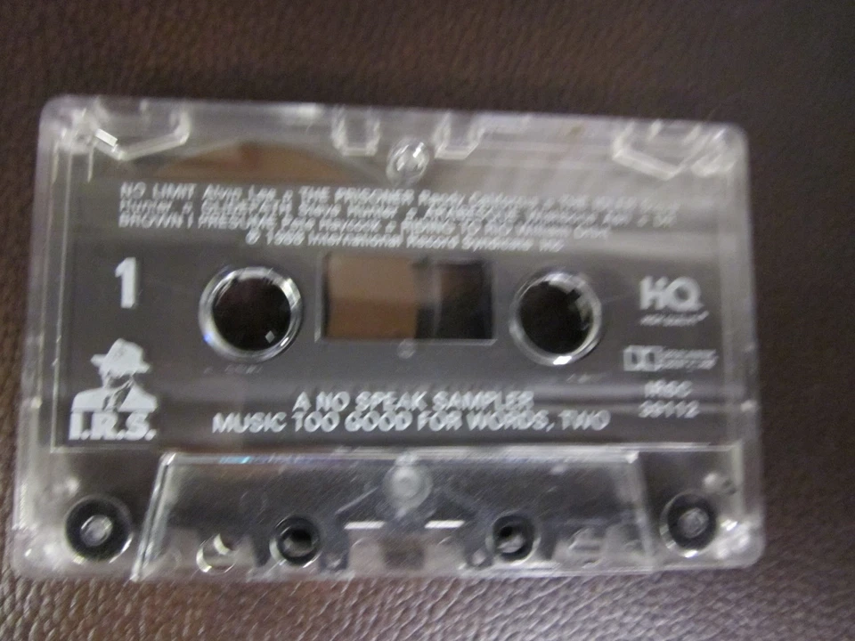 Various Artists - Music Too Good For Words, Two - one cassette Foto 4 de 4