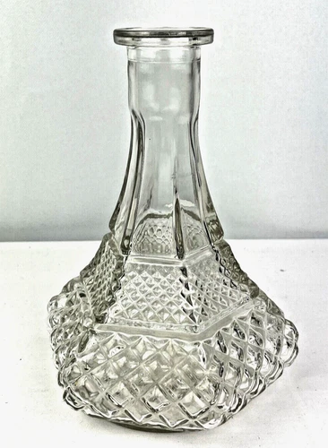 Vintage Anchor Hocking Wexford Clear Diamond Cut Glass Liquor Decanter