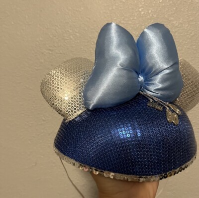 Disneyland 60th Diamond Celebration Minnie Mouse Ears Sequin  display picture 3