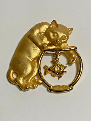 Vintage Goldtone Signed JJ Jonette Cat & Dangling Fish in Fishbowl Pin or Brooch