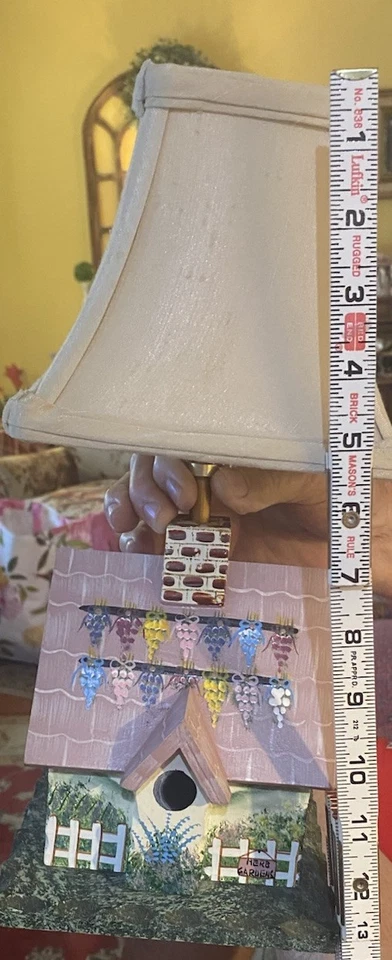 Abajur de mesa floral de madeira para casa de pássaros com abajur - Imagem 3 de 4