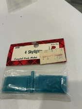 HO scale building structure Campbell Scale Models 910 skylights (4) green roof