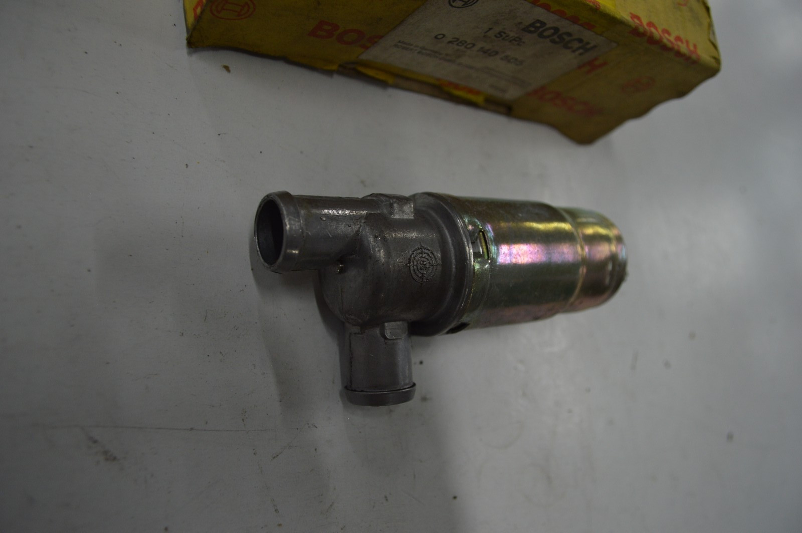 AUDI VW VOLVO FERRARI SAAB BOSCH IDLE AIR CONTROL VALVE 0280140505 NOS