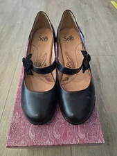 SOFFT Suede Leather BlackMary Jane Heels Shoes Women's Size 9
