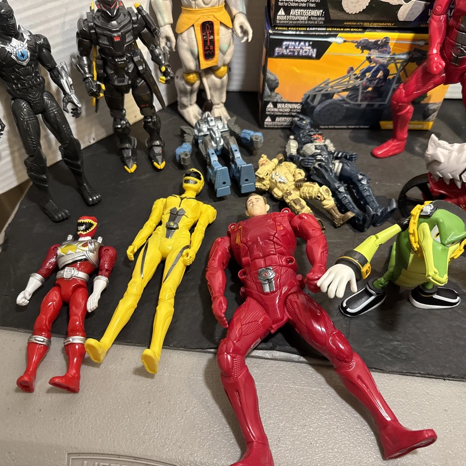 动作玩偶套装现代混合玩具 D&D Power Rangers Fortnite Sonic Thundercat — 第 2/4 张图片