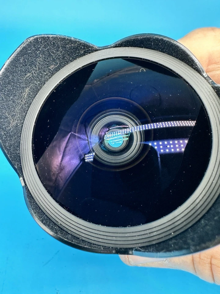 Sigma 15mm F/2.8 Fisheye Multi-Coated Manual Focus Lens - Minolta MD Mount - Image 2 of 4