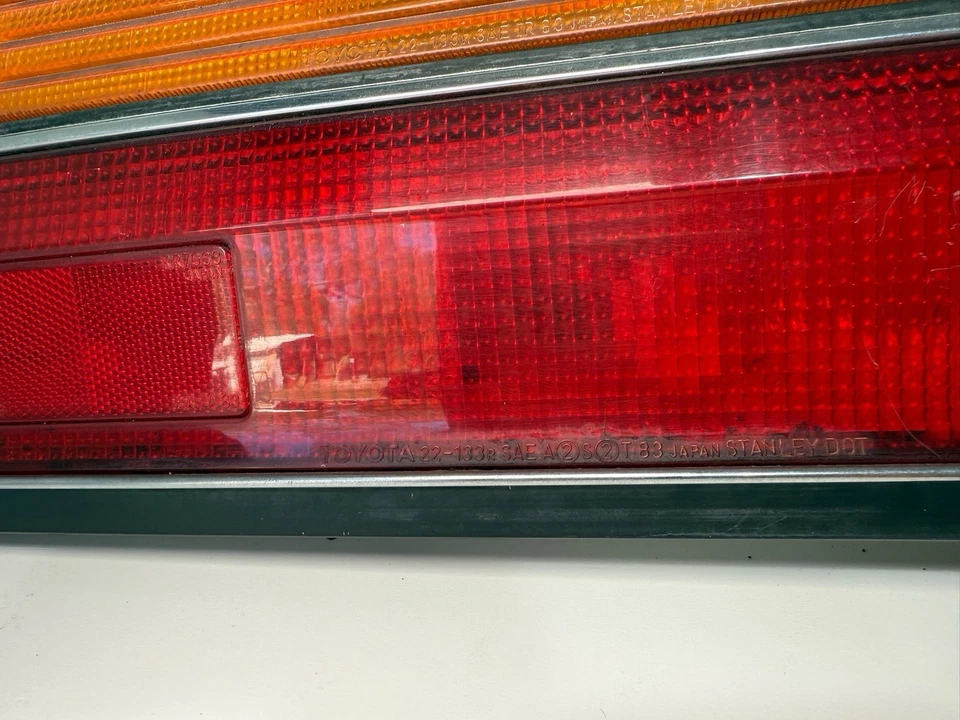 1985-1988 Toyota Cressida Sedan conjunto de lanterna traseira lanterna traseira passageiro destro - Imagem 3 de 4