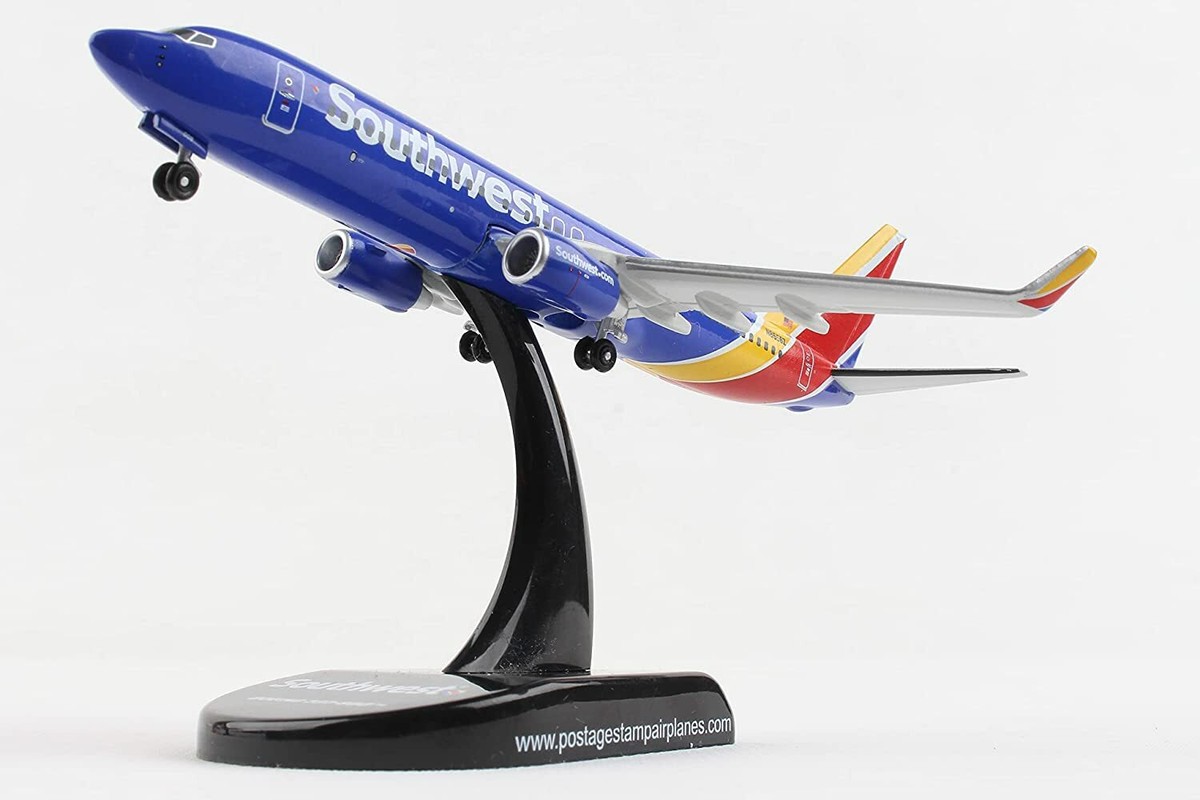 Boeing 737-800 (737) Southwest Airlines 1/300 Scale Diecast Model