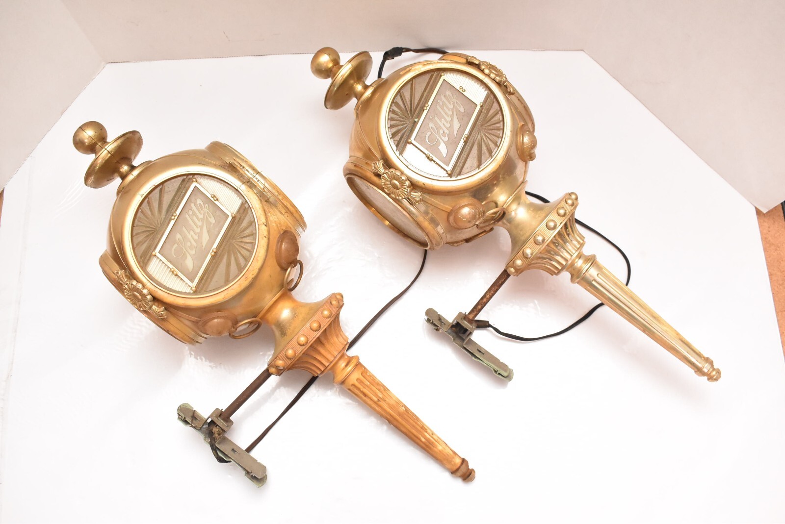 Vintage Pair Of 1972  Schlitz Beer Bar Advertising Wall Sconces Lights Signs