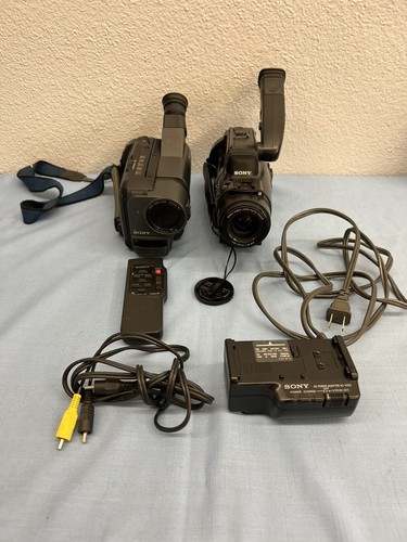 Vtg SONY Handycam Vision Video Camera Recorders CCD-TRV15 & CCD-FX330 For Parts