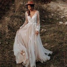 Eightree Vintage Boho Wedding Dresses Long Sleeve Lace Long Bride Dress V Neck