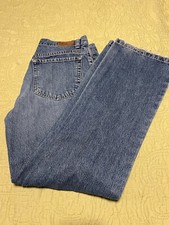 #634. Eddie Bauer Straight Leg Women’s Jeans. Size 8