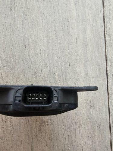 2019-2022 Toyota Rav4 left/ right blind spot sensor - Picture 3 of 4
