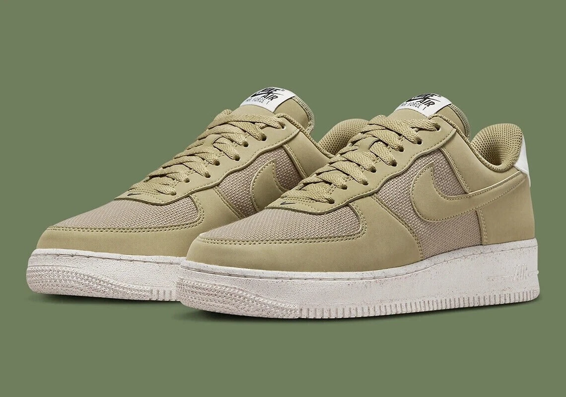 Nike Air Force 1 High '07 LV8 3 Sneakers - Neutrals