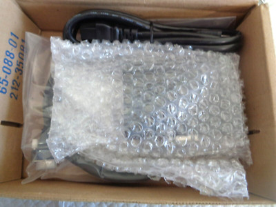 New in Box Extron P/2 DA2xi 60-506-03 Distribution Amplifier, Cables, etc.