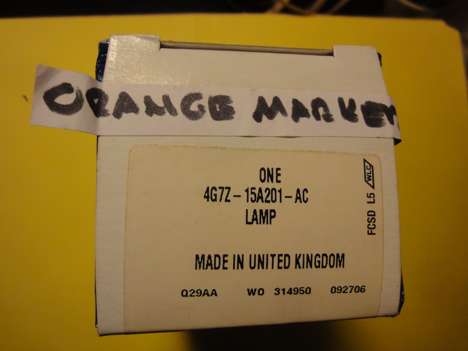 NEW/OLD Stock 2005-6 Ford GT Orange Marker Lamp 4G7Z-15A201-AC