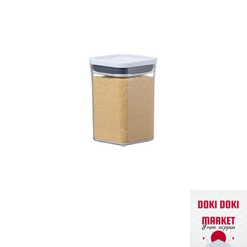 OXO Good Grips Small Square Short 1.1 Qt Airtight Food Storage POP Container