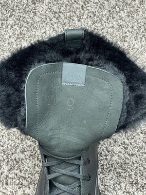 NIKE ACG AIR NEVIST-9 PREMIUM Shearling MENS BOOTS MENS SIZE  display picture 1