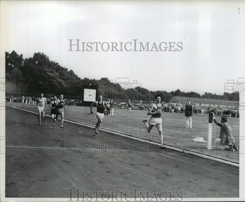 Press Photo Gene Fenske, Glenn Cunningham in Mile Race - lfx02060
