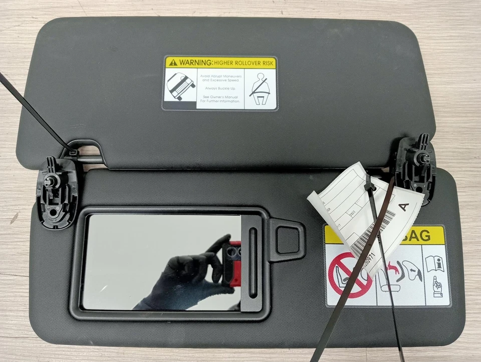 KIA SPORTAGE SUN VISOR NQ5, 09/21- 2022 - image 3 of 4