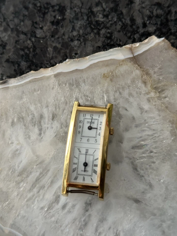 Reloj Zeon Oro Hombre Cuarzo Doble Zonas Horarias Mundiales Números Romanos Limpio Foto 2 de 4