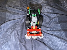 LEGO Technic Farm Set 8281 Mini Tractor 100% Complete 2006