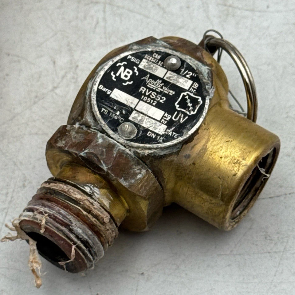 Apollo Valves Safety Relief Valve 1/2" Brass RVS52-30 30 PSI Brass Finish-Used - Image 4 of 4