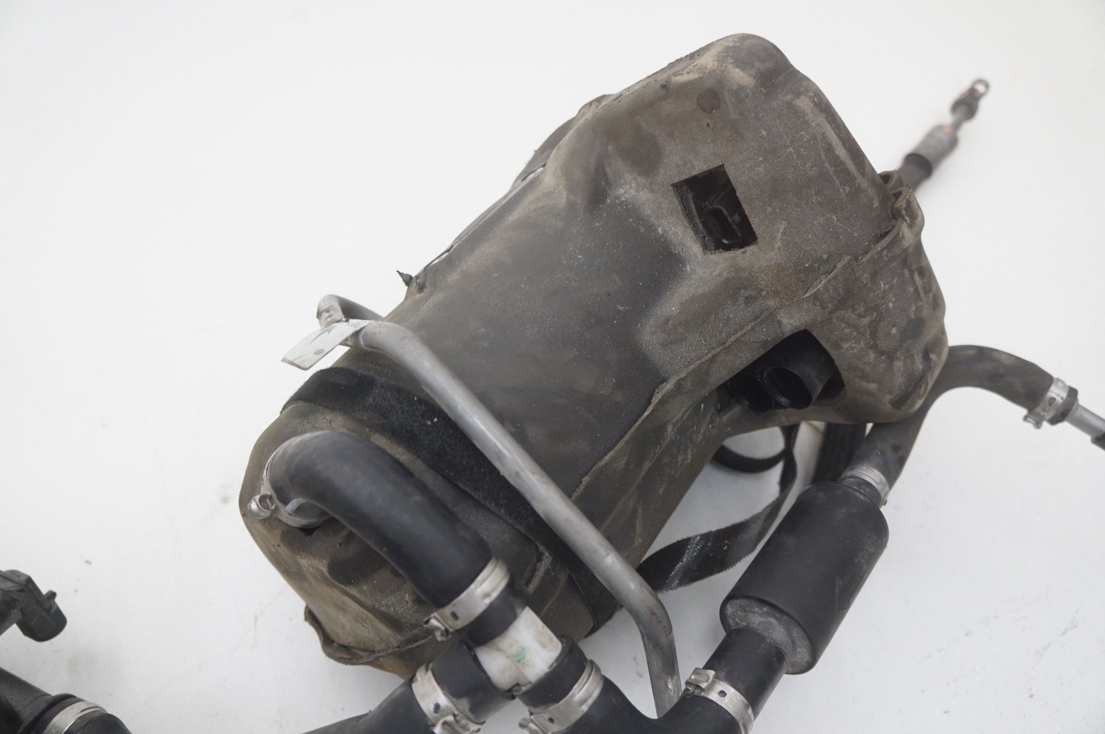 McLaren GT 2022 Power steering pump P/N 14D0032CP