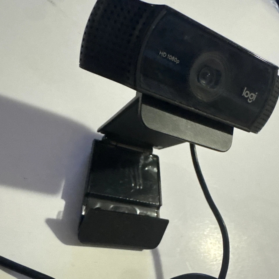 Logitech C922 Pro Stream Webcam - Black - Image 2 of 4