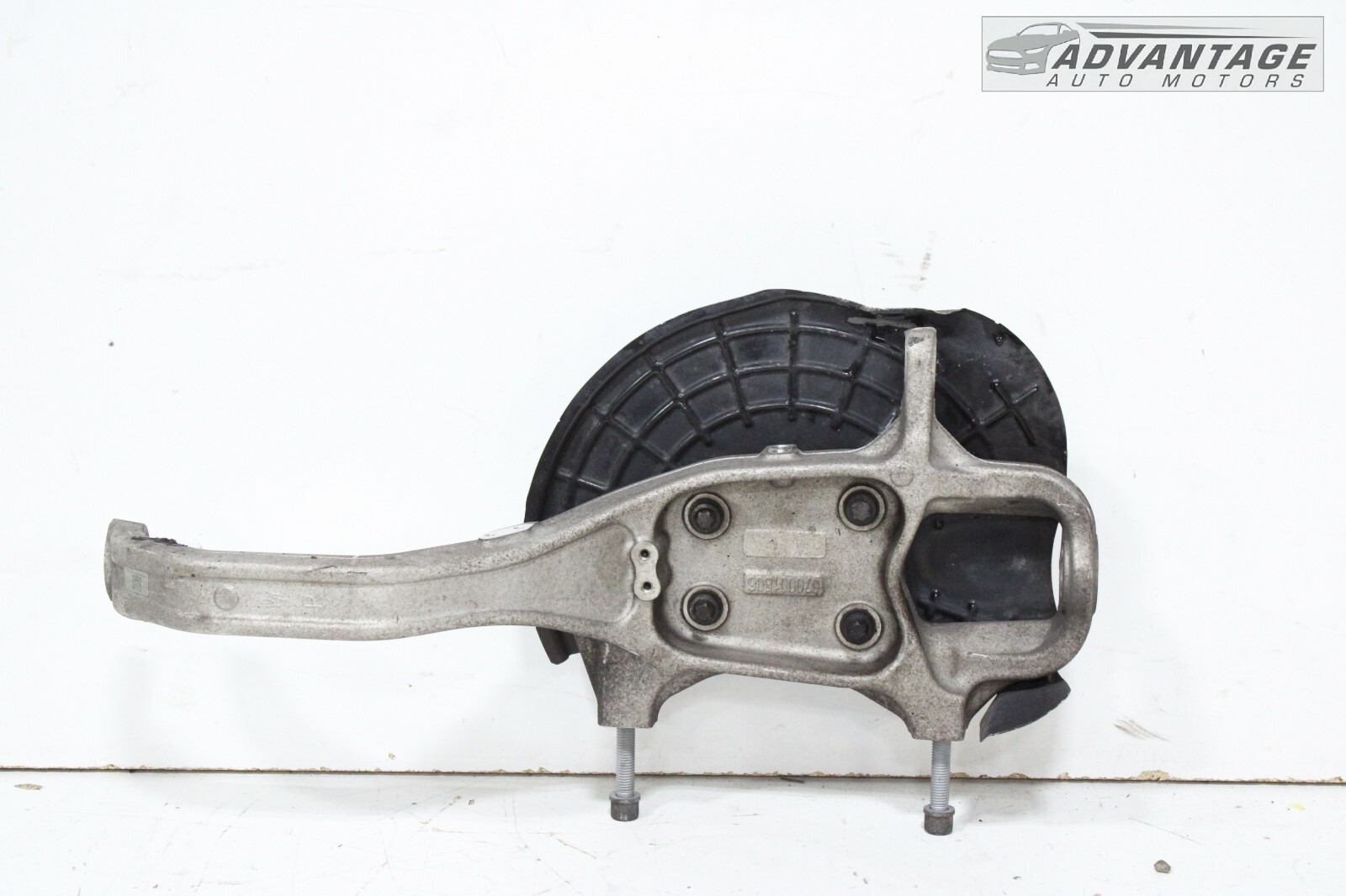 2014-2019 MASERATI GHIBLI RWD FRONT RIGHT SIDE SPINDLE KNUCKLE WHEEL HUB OEM