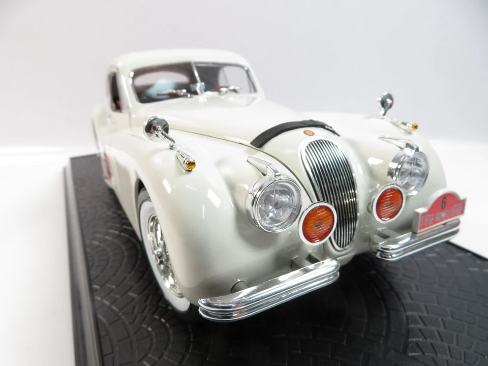 1:18 Signature Models 1949 Jaguar XK120 Rennwagen No 6 Racing B36 - Bild 3 von 4
