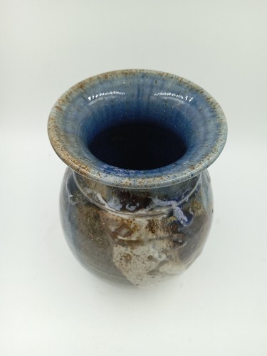 Joan Rountree Studio Art Pottery Blue, Brown Drip Glaze Stoneware Vase Signed 7" - Picture 6 of 13