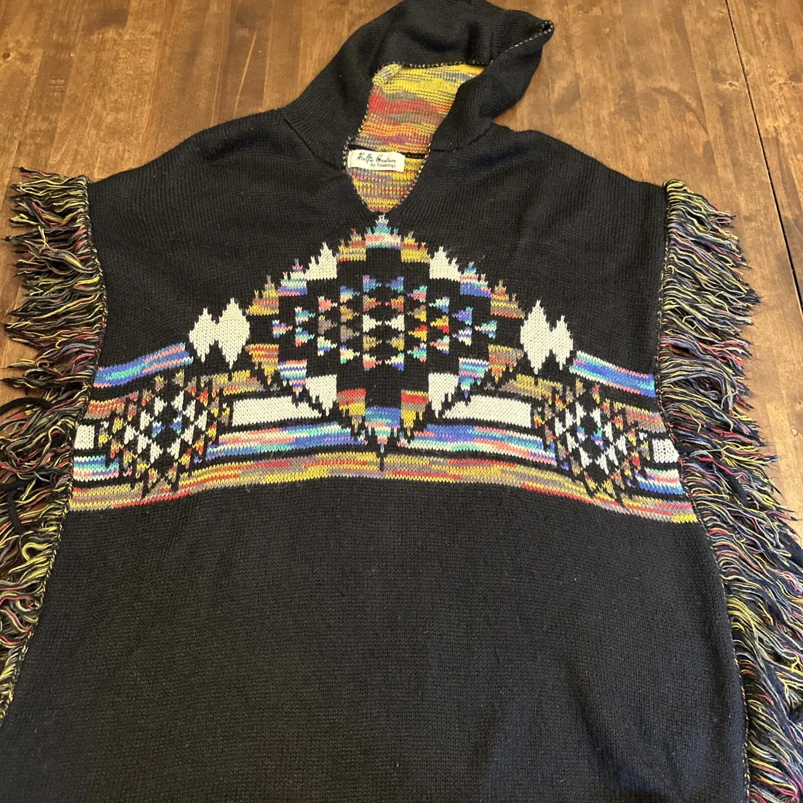 Poncho Sweater Aztec Fringe Hem Size OS Tribal Coachella West Native READ