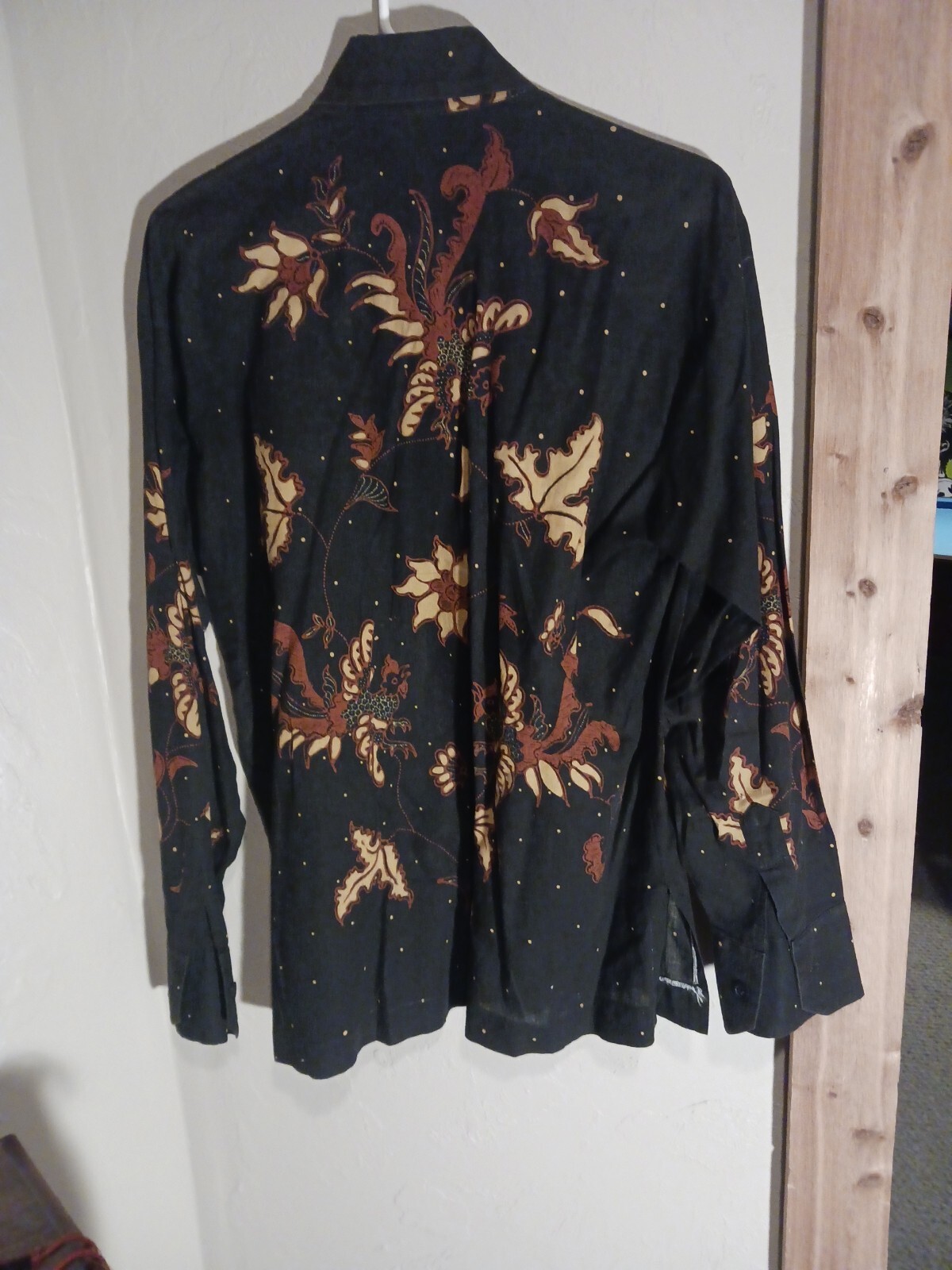 Sarinah Java Handmade Button Down  Shirt - image 2