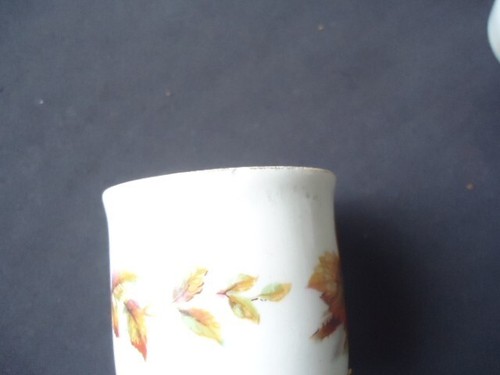 2 vintage royal doulton wilton pattern eggcups egg cups d6226 - Picture 3 of 3